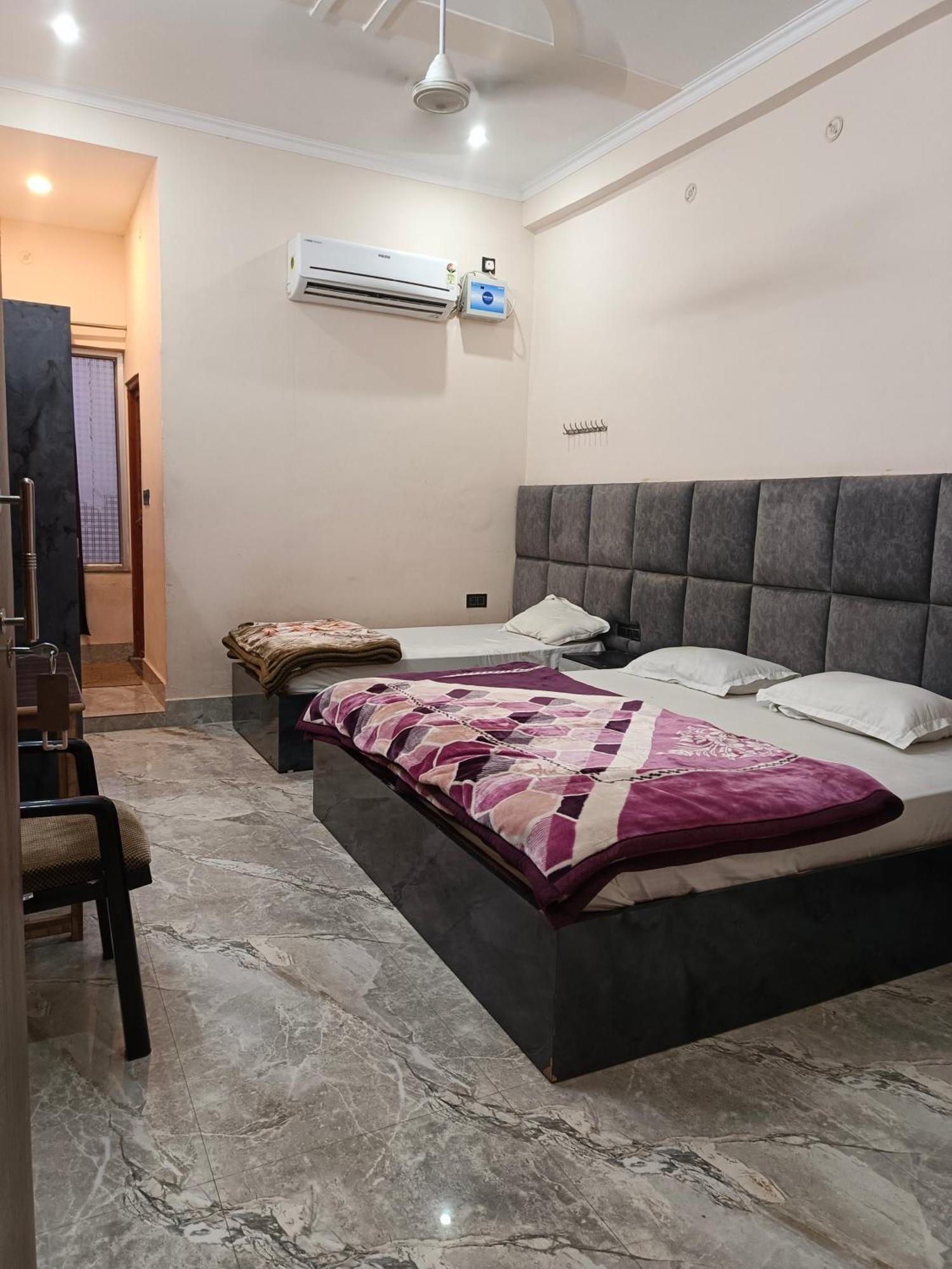 Surya Palace Ayodhya Esterno foto